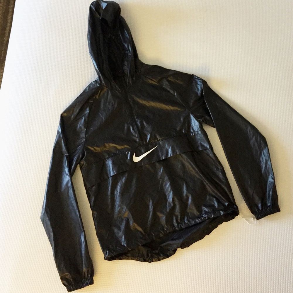 Nike Packable Swoosh Jacket NSW Women’s 872051-010 - Picture 6 of 8